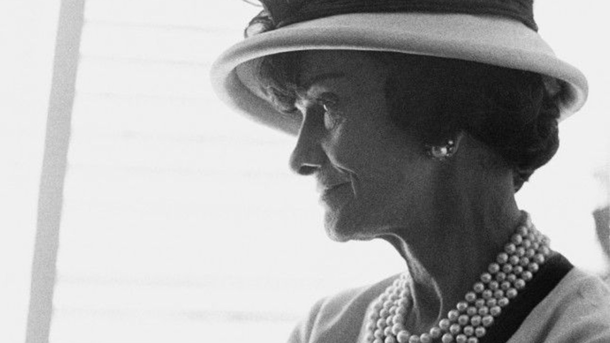 Coco Chanel: La moda es efímera, pero el estilo permanece 